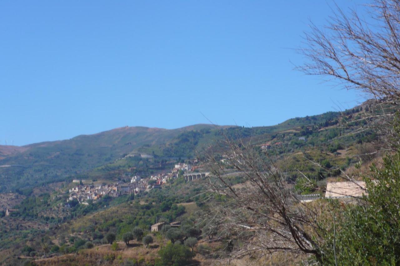Bed and Breakfast Contrada Carmine Reitano  Екстер'єр фото